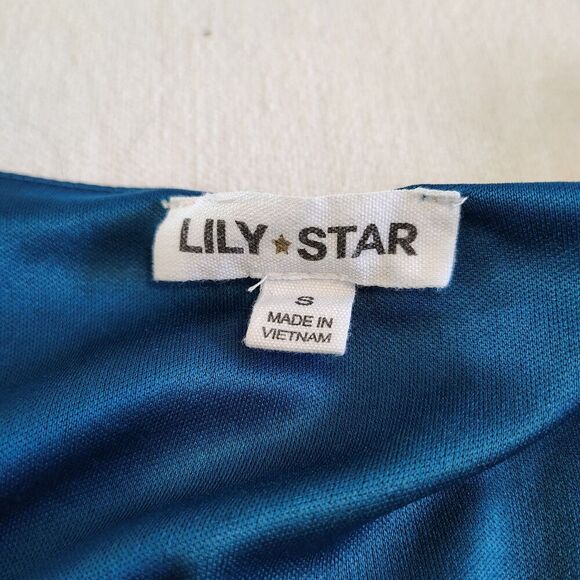 Lilly Star Blue Floral Boho Hippie Bell Sleeve Festival Cropped Top Size Small - Picture 8 of 9